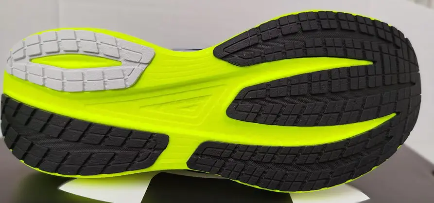 Under Armour Velociti Distance
