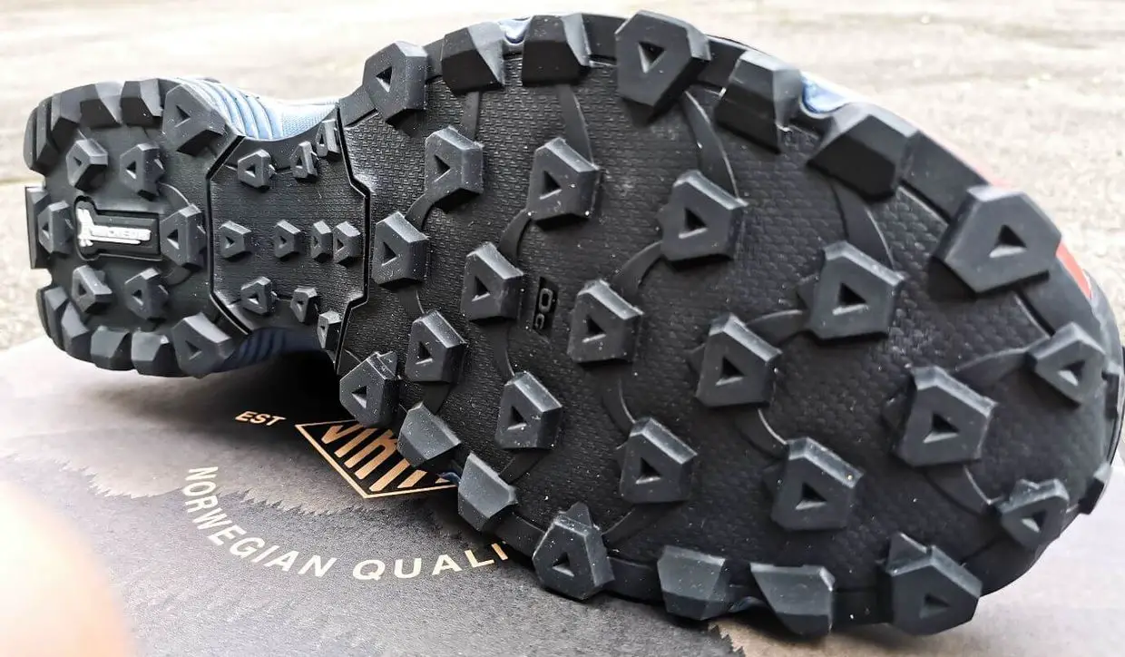 viking_anaconda_light_invisible_fit_11