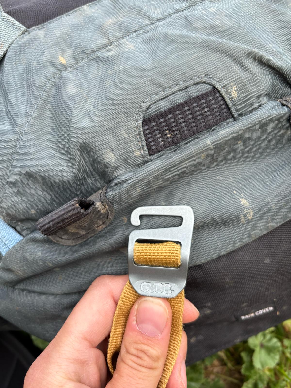 Haken Protektorenhalterung
