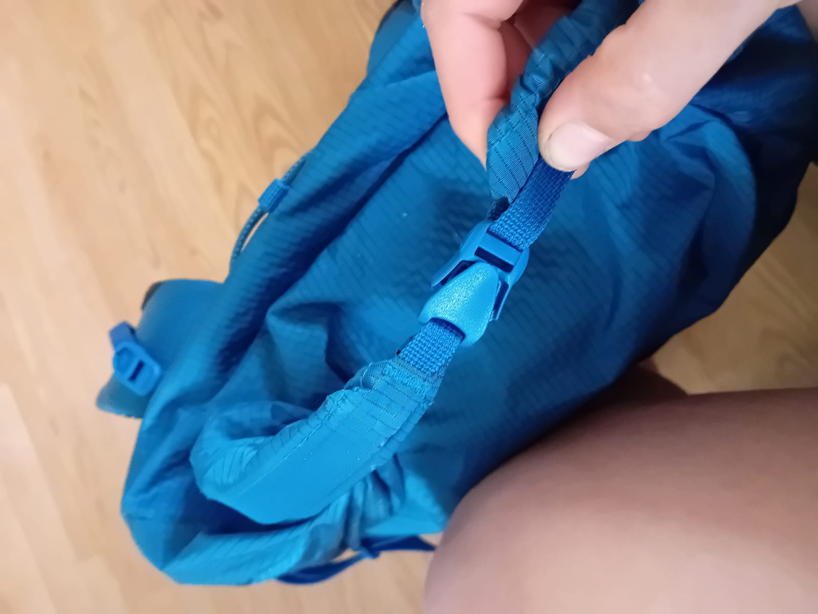 kleiner Schnalle beim Rolltop