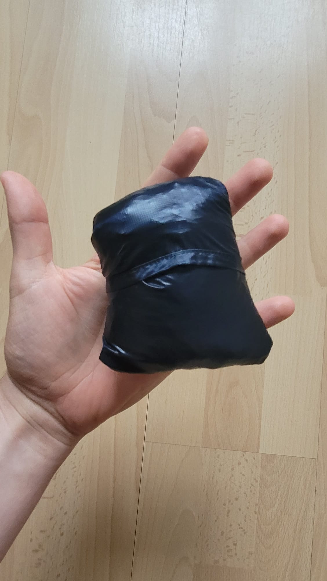 Der kompetente OUTSIDEstories-Test: Die Featherlite Nano Windproof Jacke
