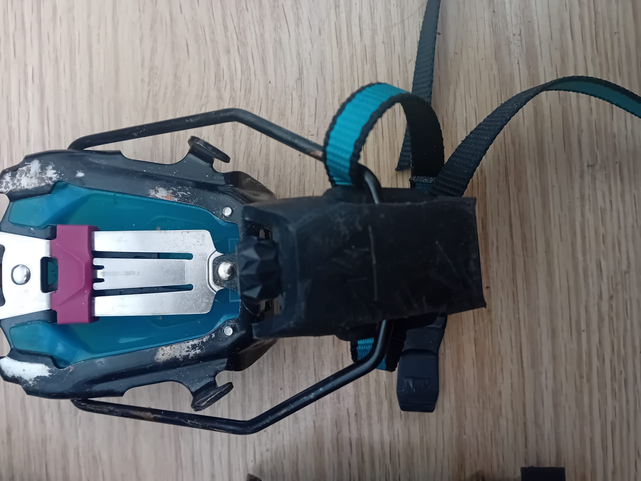 Der kompetente OUTSIDEstories-Test: Das Blue Ice Griffin 12 ist ein leichtes Zwölf-Zacken-Steigeisen