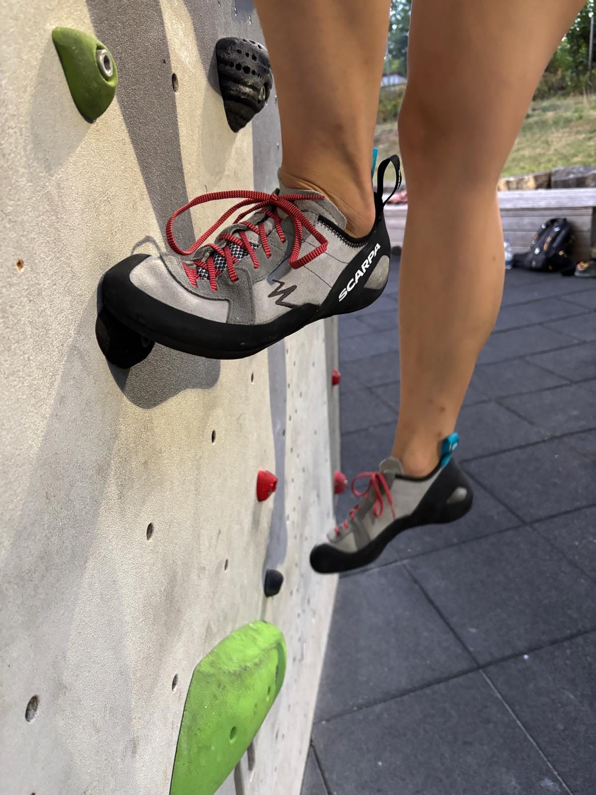 Der kompetente OUTSIDEstories-Test: Scarpa Helix, komfortorientierter Kletterschuh