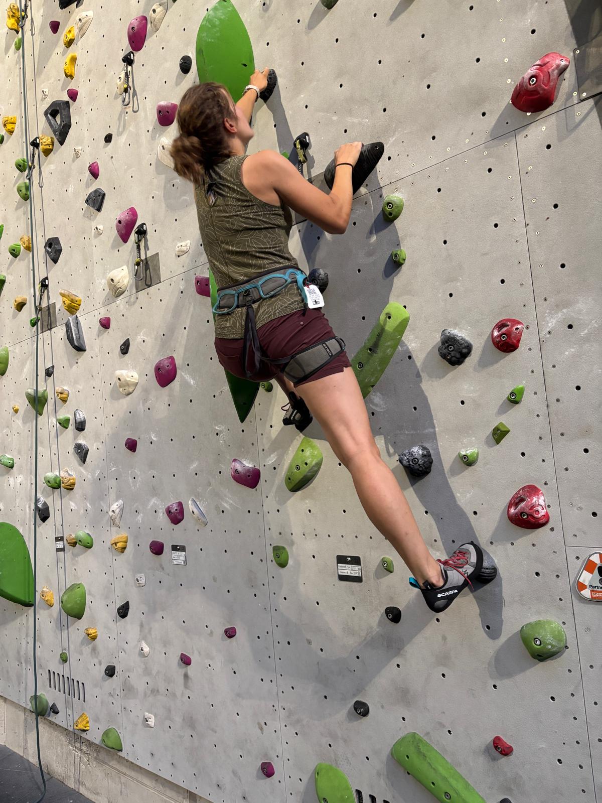 Der kompetente OUTSIDEstories-Test: Scarpa Helix, komfortorientierter Kletterschuh
