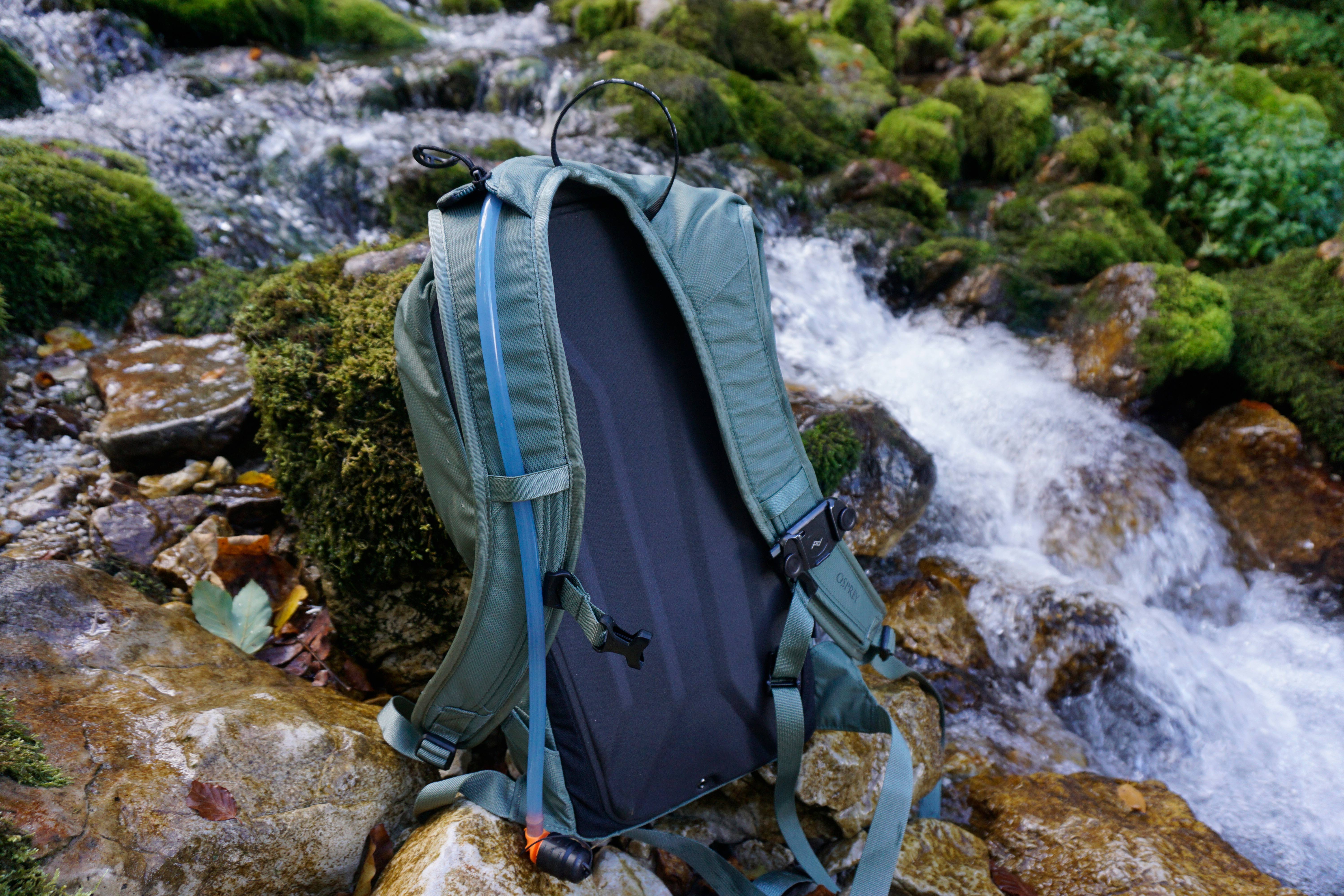 Osprey Glade 12