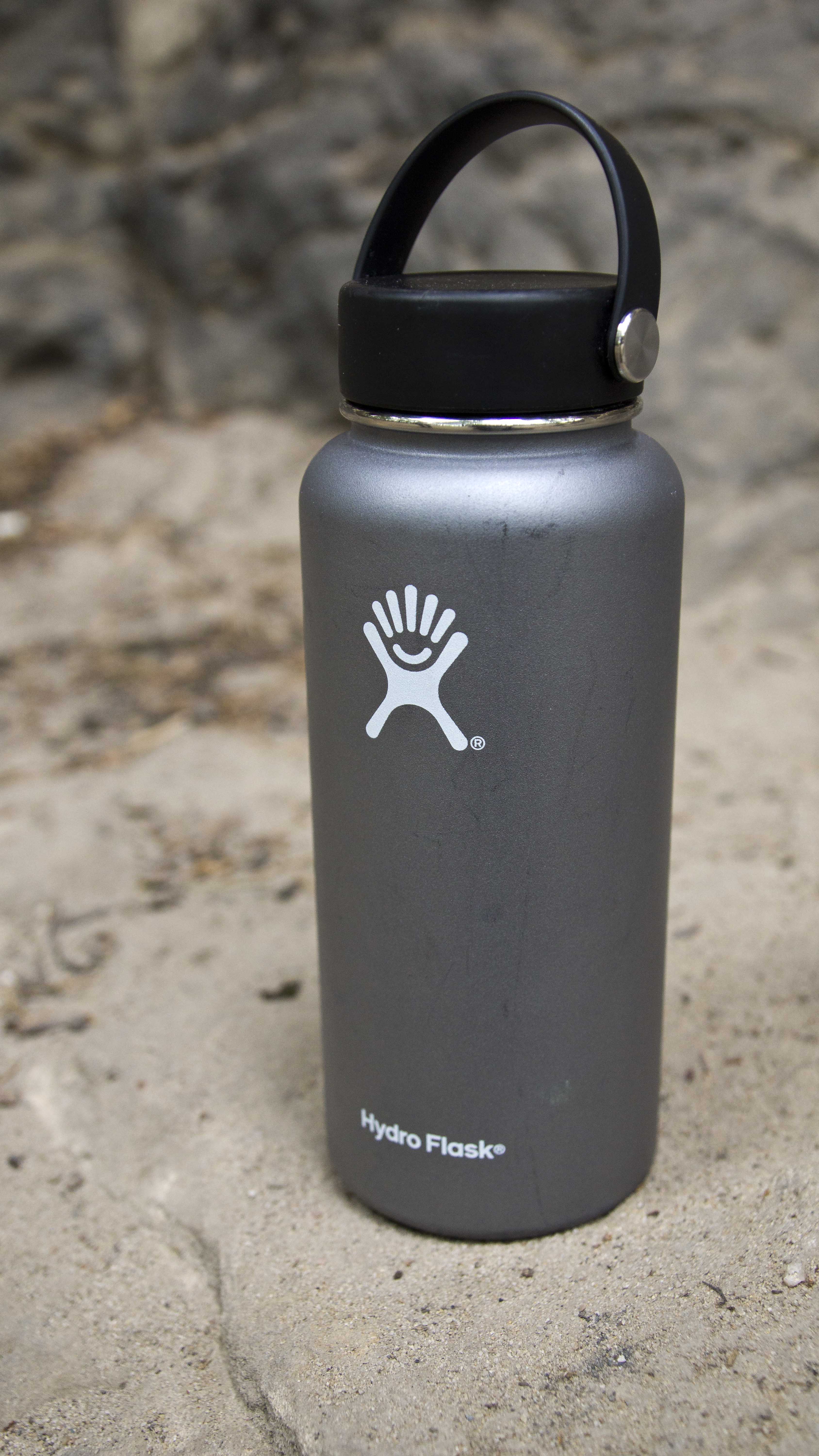 Hydroflask Widemouth Flasche in voller Pracht