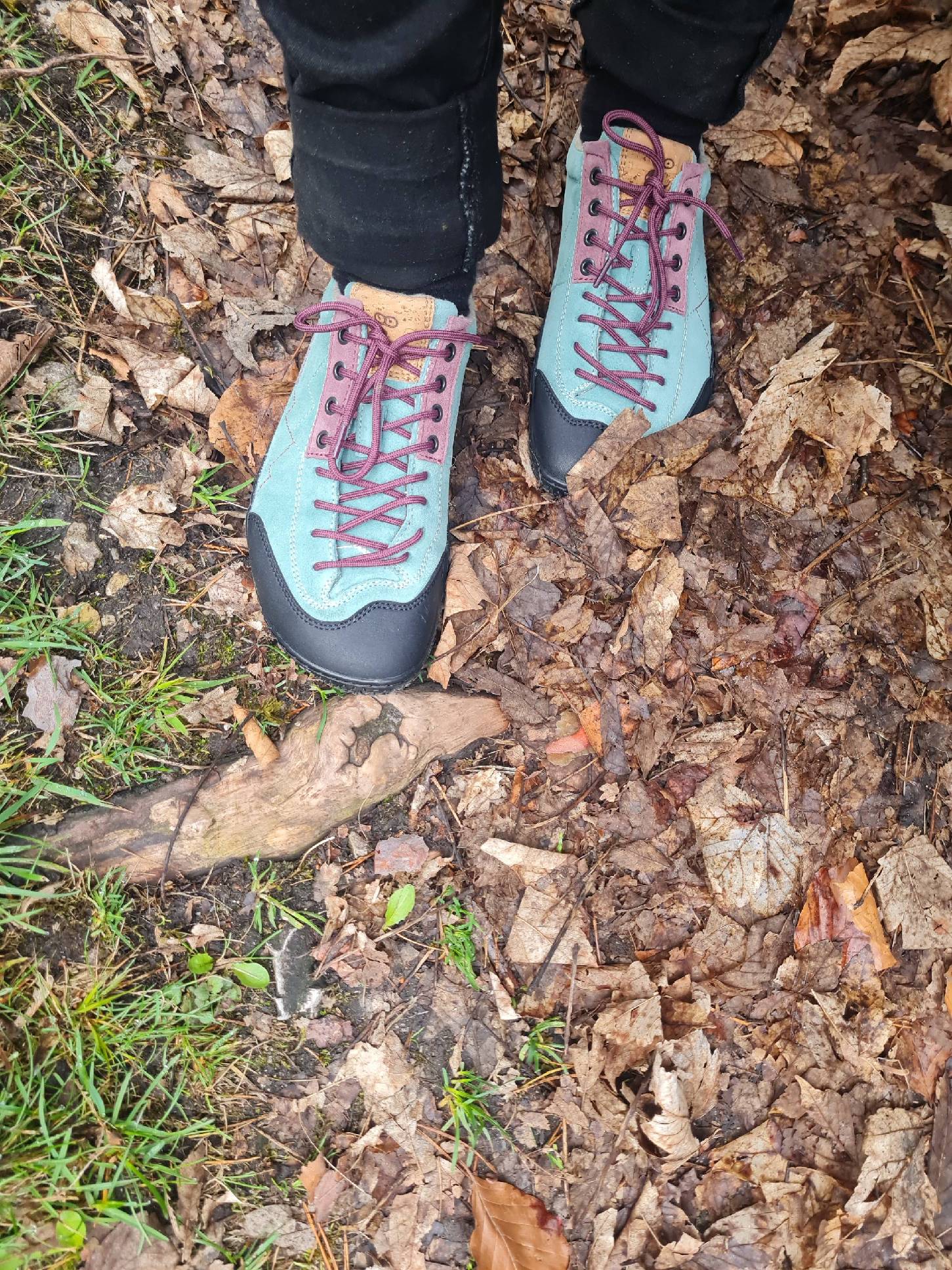 Der kompetente OUTSIDEstories-Test: DOGHAMMER	Terrar Rock Wool - Barfuß-Wanderschuhe, Damen