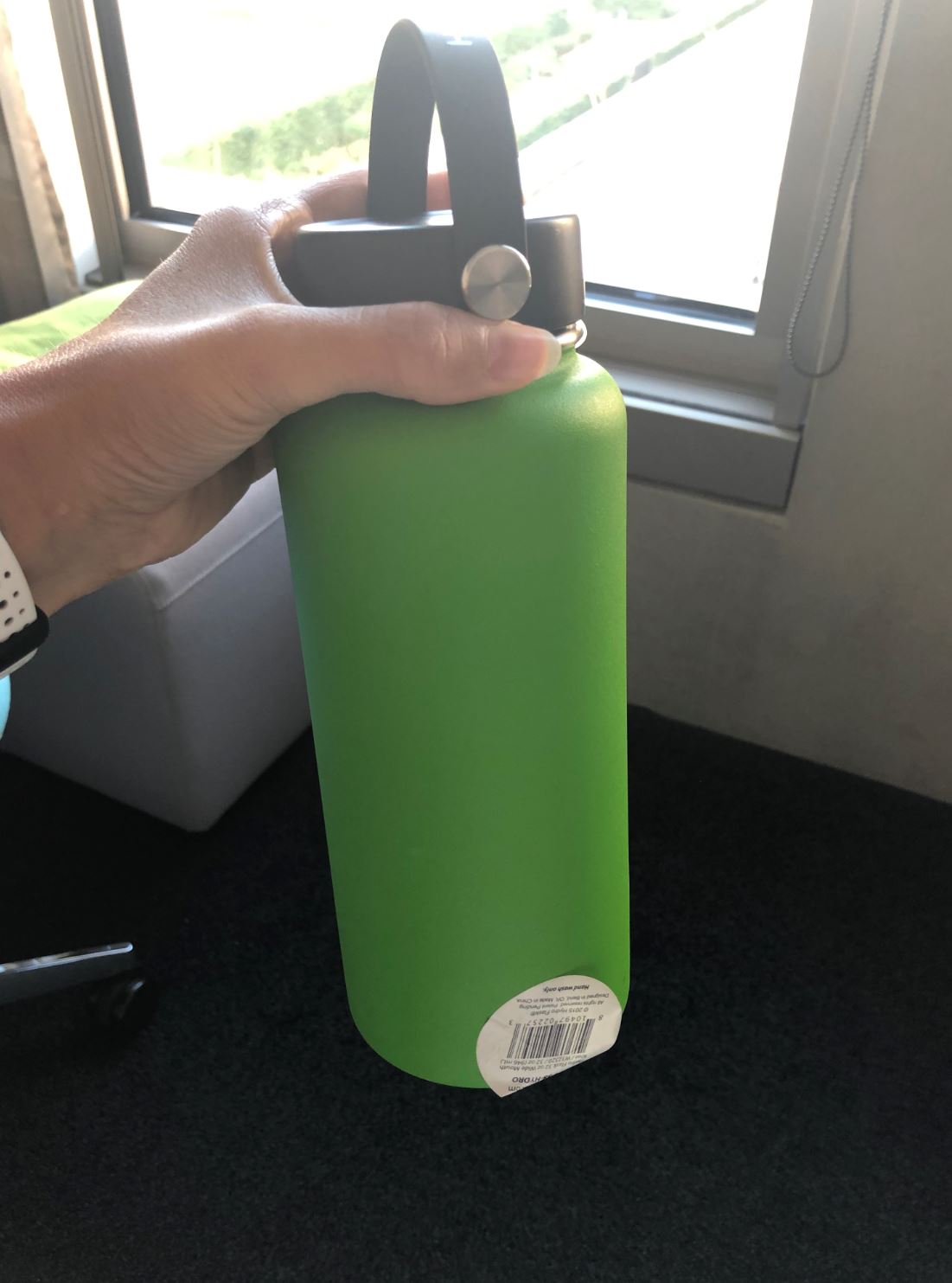 von selbst verschobener Aufkleber