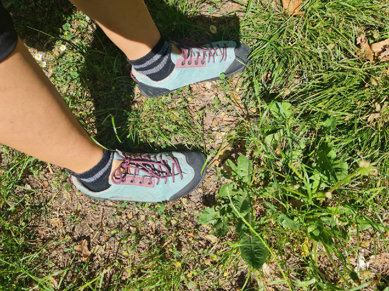 Der kompetente OUTSIDEstories-Test: DOGHAMMER	Terrar Rock Wool - Barfuß-Wanderschuhe, Damen