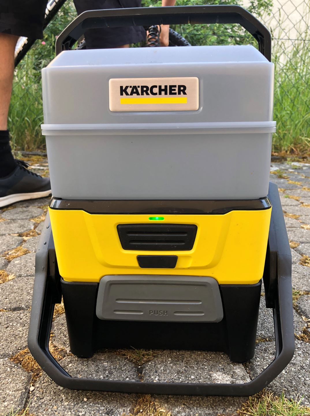 komplett aufgebaut, eingeschaltet