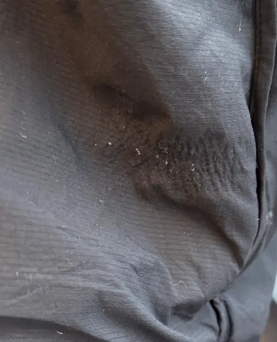 Aufgeribbelte Stelle
