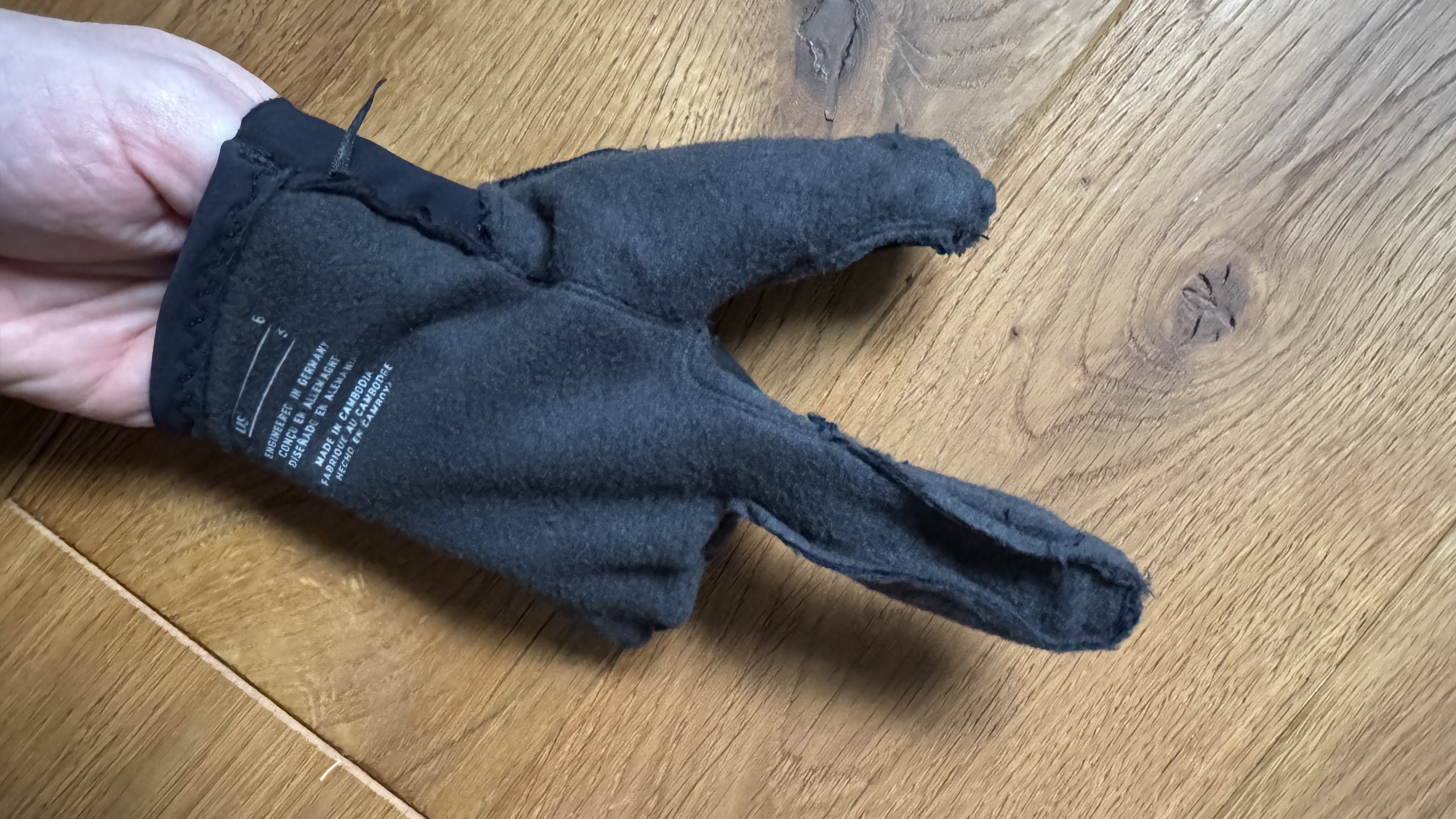 Handrücken innen