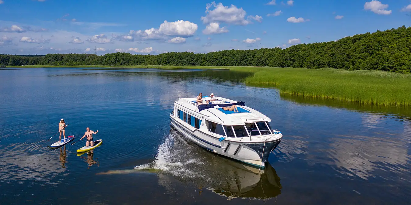 Hausboot-Touren Mecklenburger Seenplatte