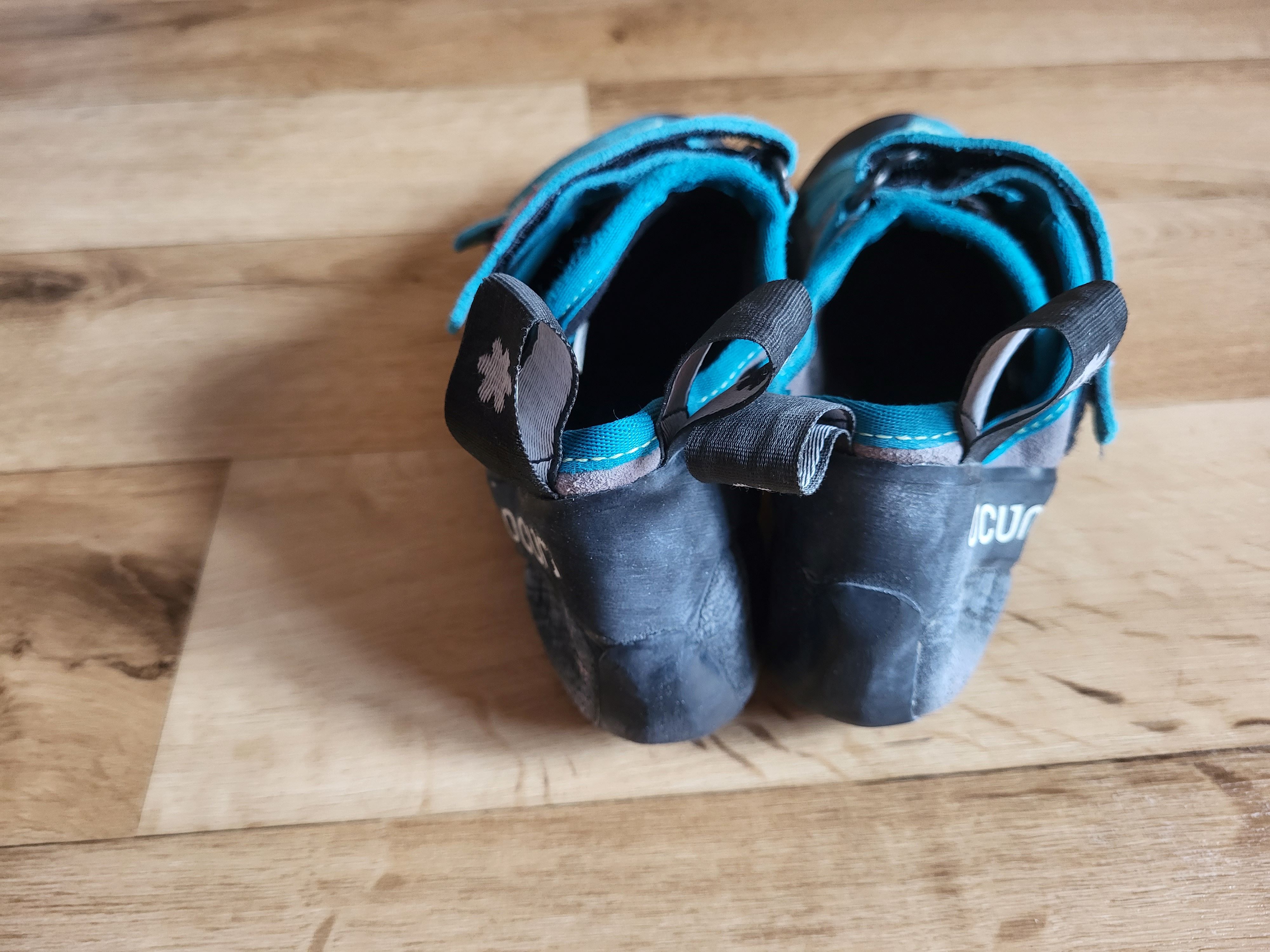Ansicht Schuh mit Gebrauchspuren