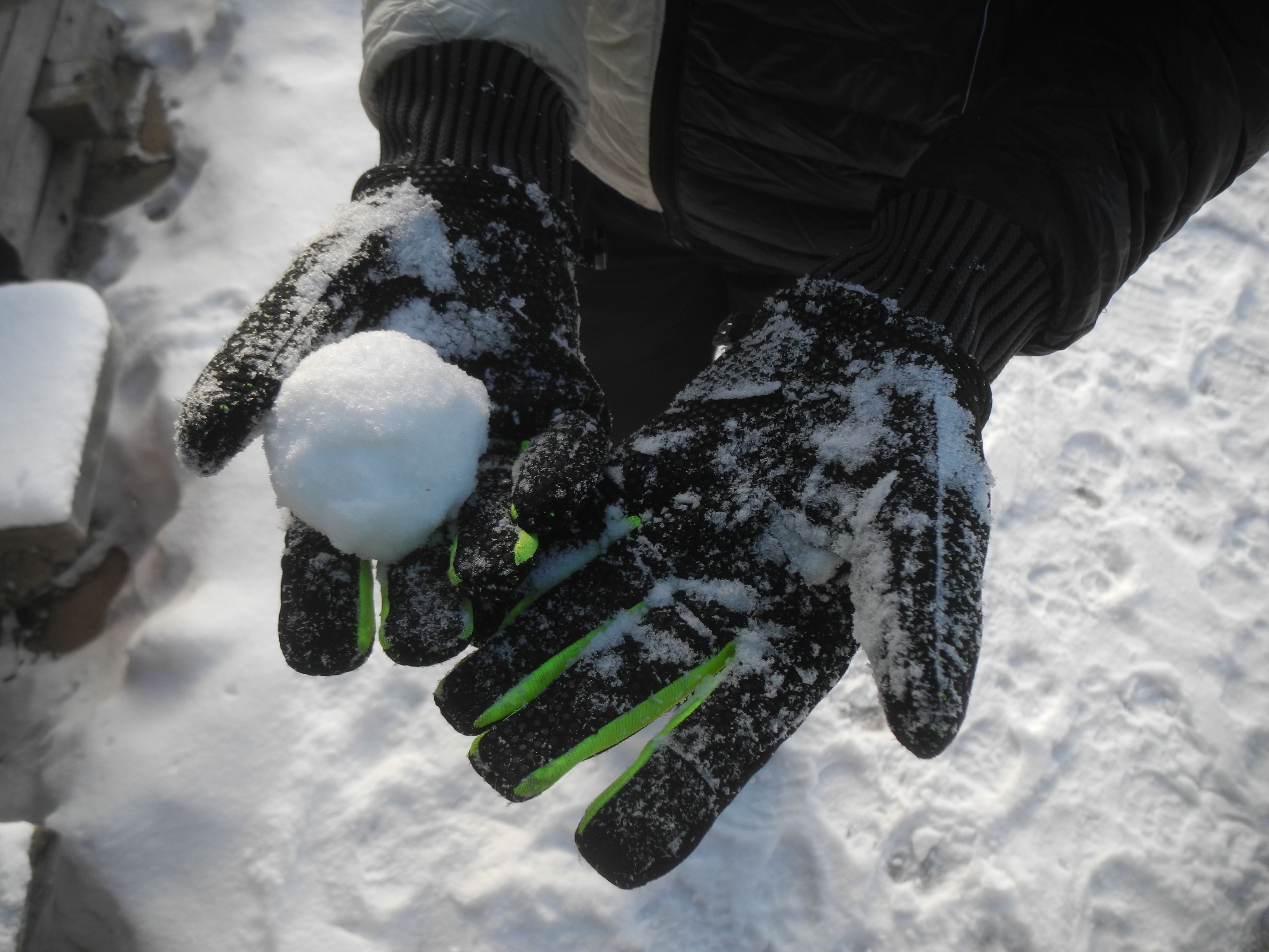 Schneeballschlacht