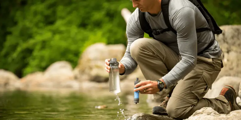 02_Achte auf jeden Fall darauf, dass dein Wasserfilter wirklich für den Outdoor-Einsatz geeignet ist_LifeStraw_min