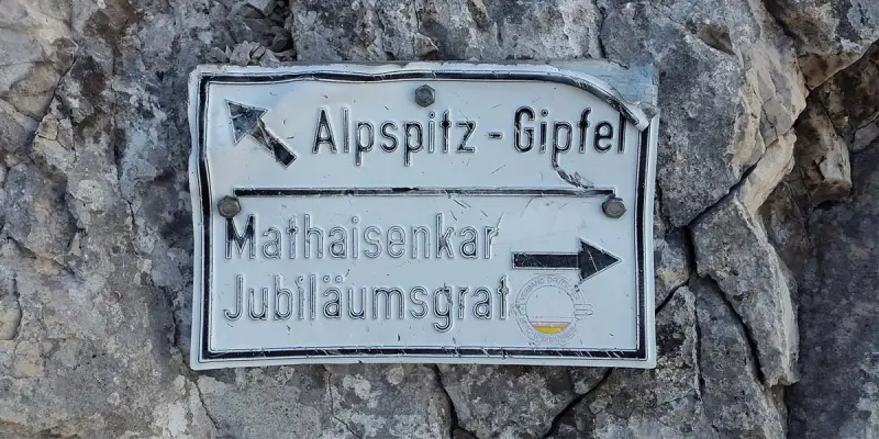 5_Klettersteig Alpspitze von hinten_Klettersteige in Bayern-min