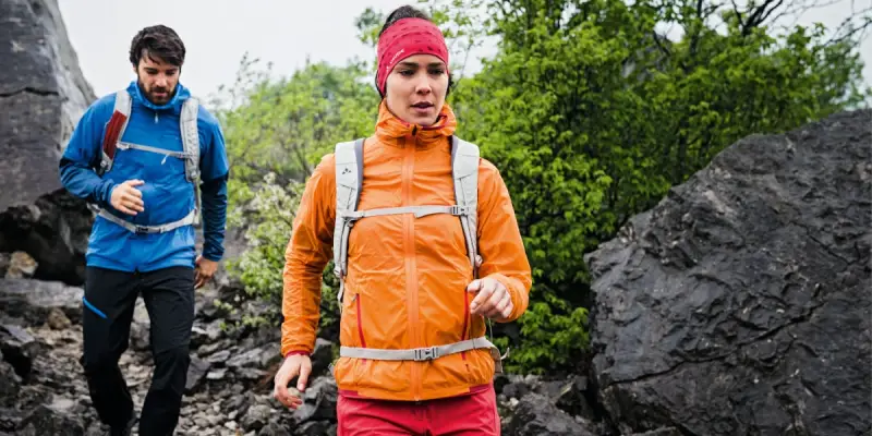 Hüft- und Brustgurt entscheiden über den perfekten Sitz deines Tagesrucksacks_VAUDE_Attenberger