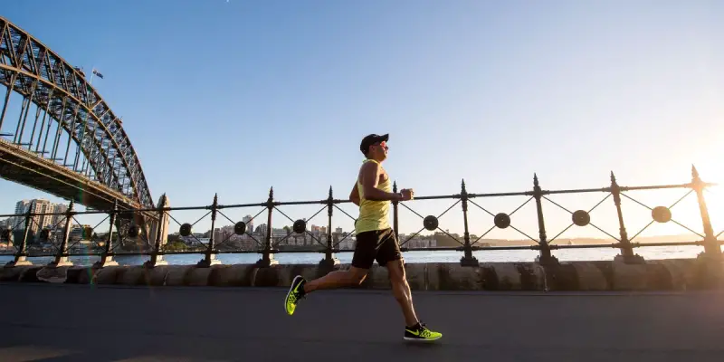 Die perfekte Laufhose unterstützt dich und deine Körper_Unsplash