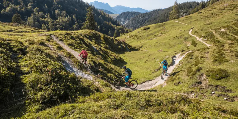 OUTSIDEstories Unterwegs-Tipp - Kat Bike-Tour, Kitzbüheler Alpen Trail, Etappe 3, Weg zur Winterstelleralm