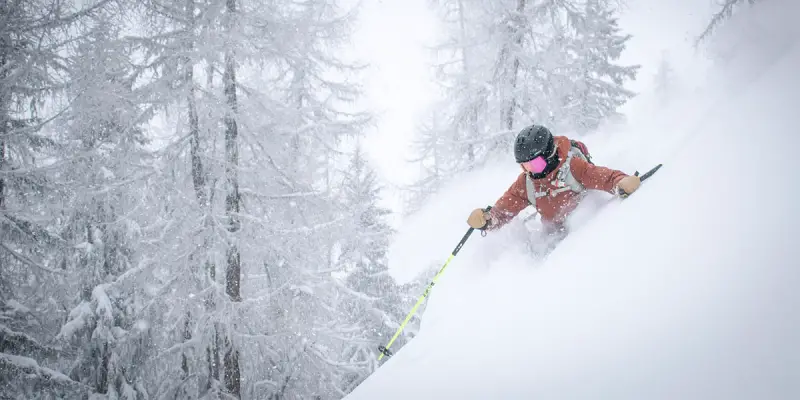 Ratgeber_Skijacken_Tiefschnee