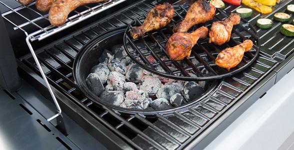 Grill-Zubehör Holzkohleschale: einfach einsetzen