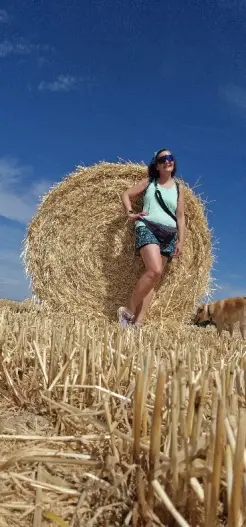 In allen 4 Jahreszeiten unterwegs, führen uns unsere Wege auch über Feder und durch Wälder. Der Sommer ist dabei die beste Zeit für lange ausgiebige Wanderungen.