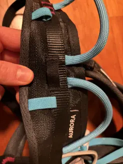 Die Halterung für einen Materialkarabiner